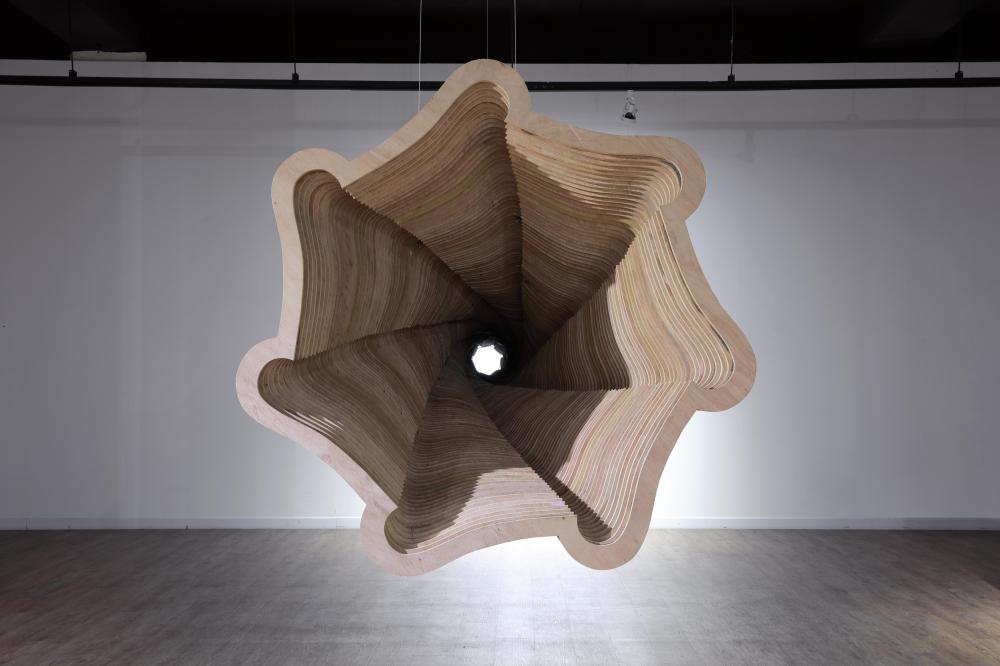 The Hole 2021-1, detailed scene2